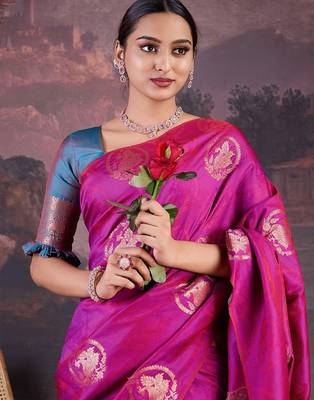Pink woven design banarasi saree 5