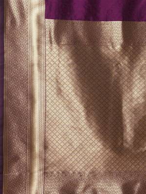 Purple woven design banarasi saree with blouse piece 5