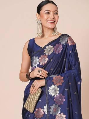 Navy blue women floral banarasi saree with blouse piece 1