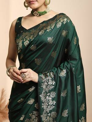 Green woven design kanjeevaram saree with blouse piece 5
