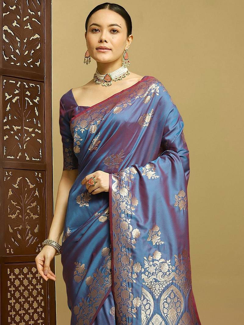 Blue ethnic motifs woven design zar kanjeevaram saree