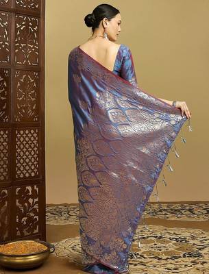 Blue ethnic motifs woven design zar kanjeevaram saree 3