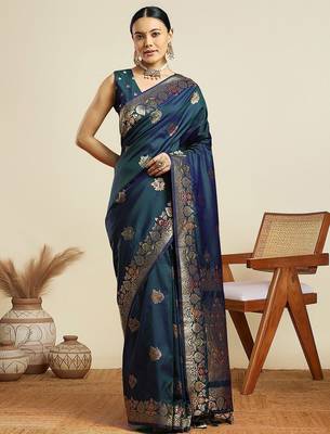 Teal woven design zari kanjivaram saree with unstitched blouse 4