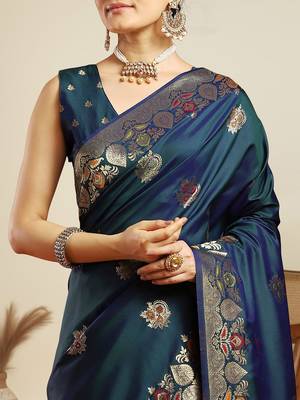 Teal woven design zari kanjivaram saree with unstitched blouse 5
