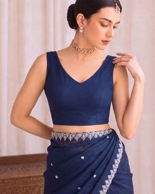 Navy blue embroidered tissue designer saree 5