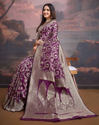 Burgundy women silk blend ethnic motifs banarasi saree with blouse 4