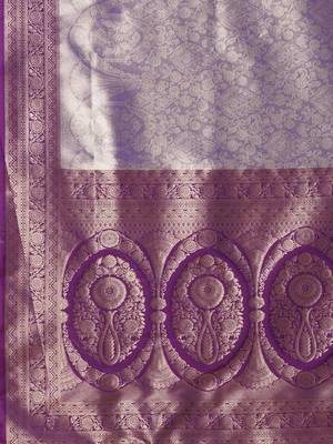 Purple woven design saree with blouse piece 5