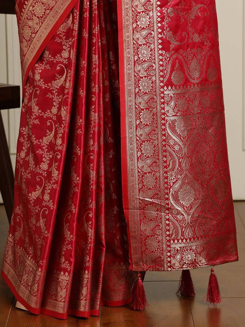 Red woven design zari banarasi saree with blouse