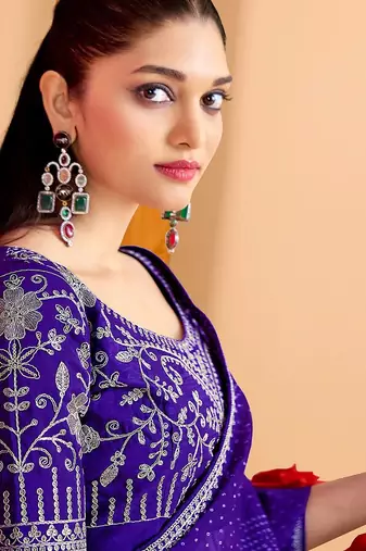 Blue women bandhani printed saree with matching blouse