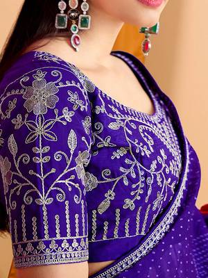 Blue women bandhani printed saree with matching blouse 4