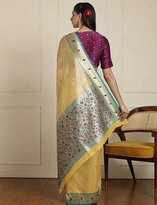 Yellow geometric woven design paithani saree 3