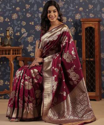 Burgundy ethnic woven design banarasi saree 4