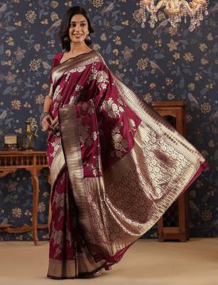Burgundy ethnic woven design banarasi saree 5