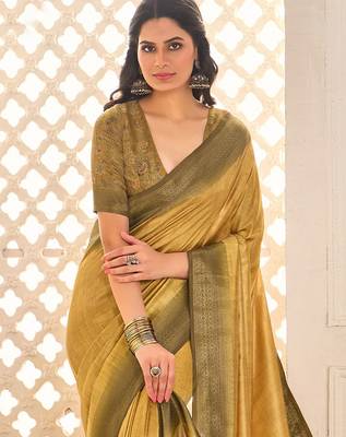 Gold jamdani woven design saree with blouse piece 3