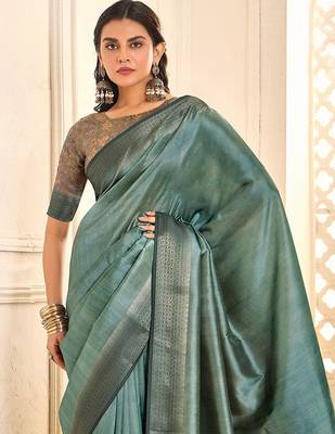 Sea green woven design jamdani saree with blouse piece 3