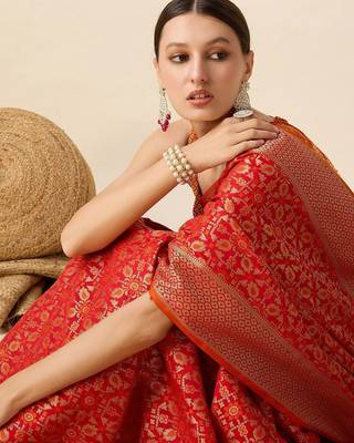 Red art silk woven patola saree with blouse piece 5