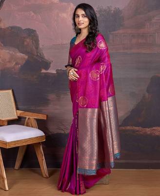 Pink woven design sarees 3
