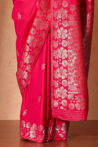 Pink woven design banarasi sarees with blouse piece