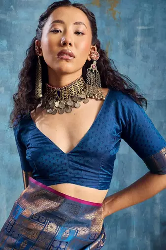 Blue woven design kanjeevaram saree with blouse piece