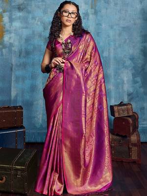 Magenta woven design kanjeevaram saree with blouse piece 1