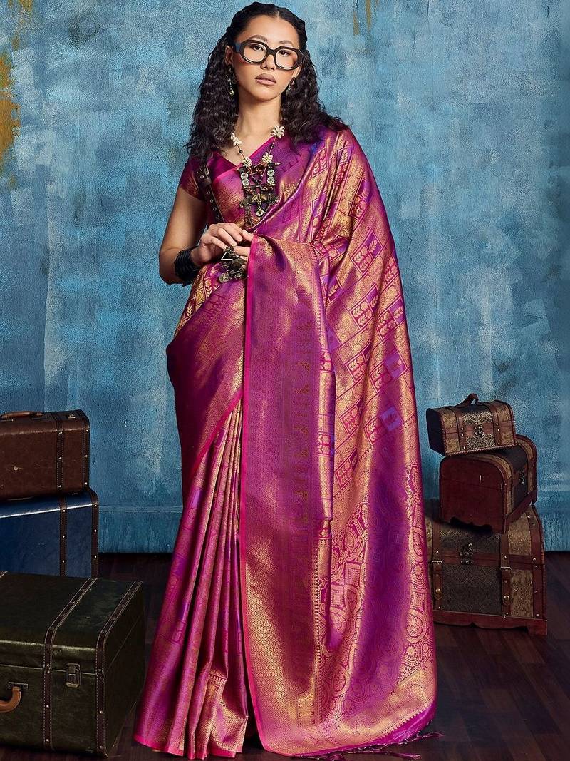 Magenta woven design kanjeevaram saree with blouse piece
