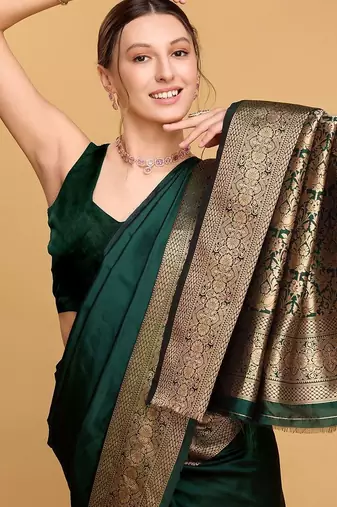 Green art silk zari kanjivaram saree with unstitched blouse piece