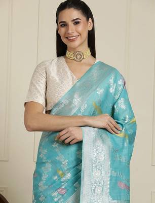 Blue woven design saree with blouse 4