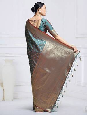 Teal woven design kanjeevaram saree with blouse piece 3