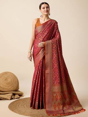 Pink woven design floral patola saree 2