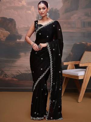 Black embellished saree with unstitched blouse 4