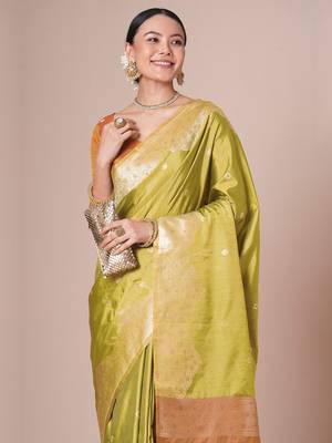 Yellow banarasi woven design saree with blouse 4