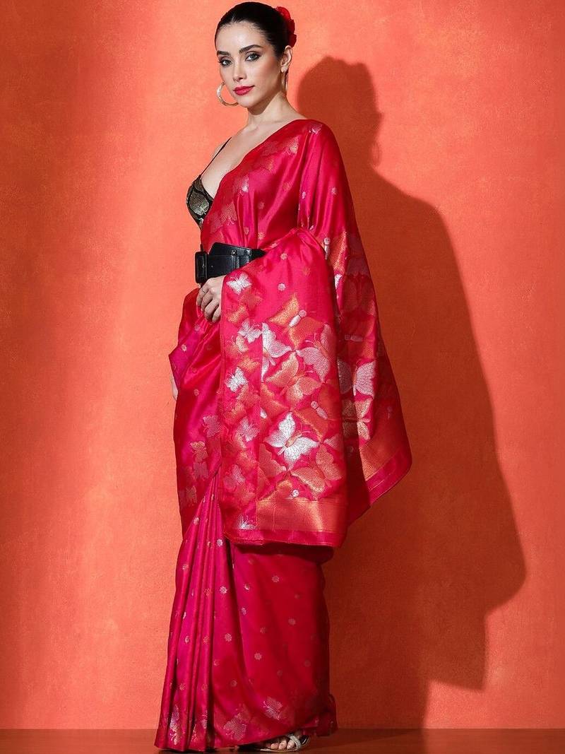 Pink woven design banarasi sarees with blouse piece