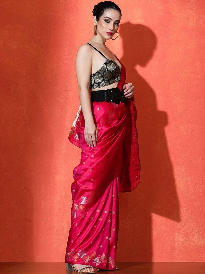 Pink woven design banarasi sarees with blouse piece