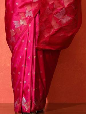 Pink woven design banarasi sarees with blouse piece 5