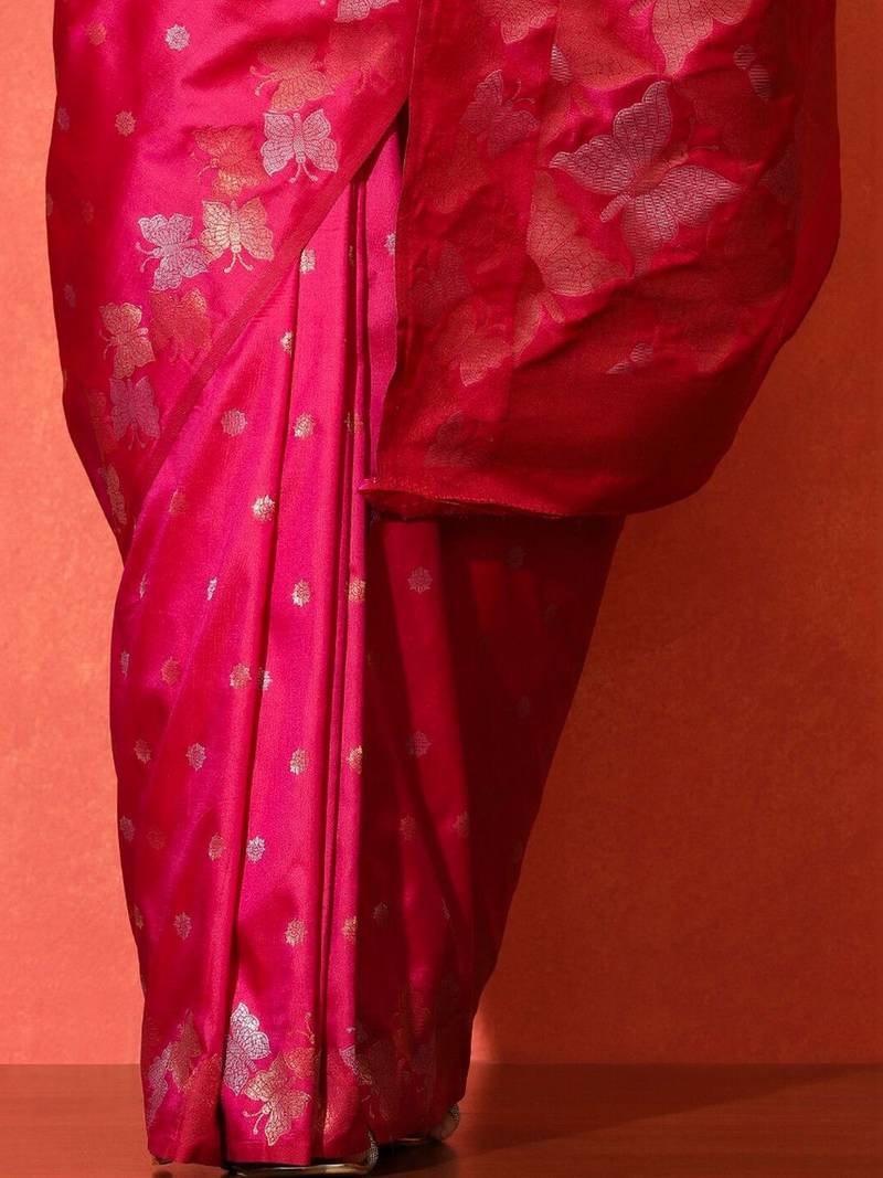 Pink woven design banarasi sarees with blouse piece