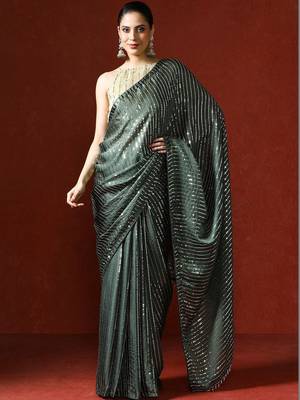 Green embellished sequinned saree with blouse 1