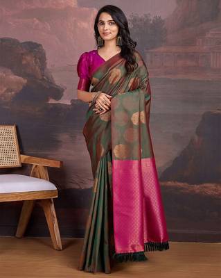 Green woven design banarasi zari sarees 4