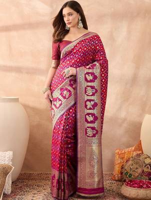Burgundy woven design banarasi sarees with unstitched blouse 1