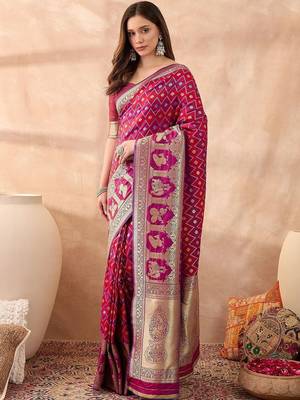 Burgundy woven design banarasi sarees with unstitched blouse 2