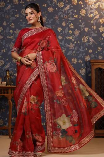 Maroon floral printed sequinned embellished saree