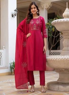 Embroidered viscose silk kurta with pant & dupatta set for women 1