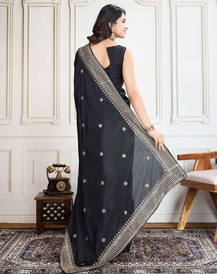 Black cadberry embroidered saree with unstitched blouse 3