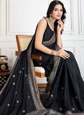 Black cadberry embroidered saree with unstitched blouse 4