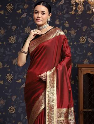 Maroon woven design zari kanjeevaram saree with unstitched blouse 1