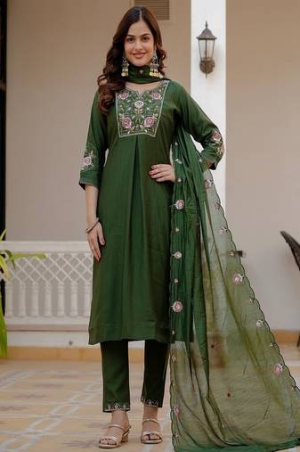 Embroidered viscose silk kurta with pant & dupatta set for women
