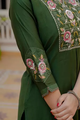 Embroidered viscose silk kurta with pant & dupatta set for women
