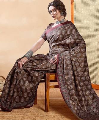 Brown ethnic motifs digital printed silk blend saree with unstitched blouse 4