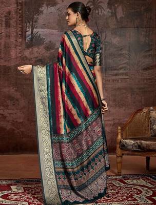 Green striped zari banarasi saree 3