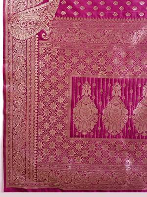 Pink woven design zari silk blend banarasi saree 5