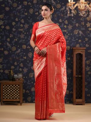 Red woven design banarasi saree 3